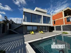 Дом 240м², 2-этажный, участок 4 сот.