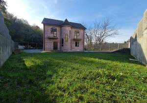 Дом 190м², 2-этажный, участок 6 сот.