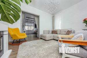 Дом 180м², 3-этажный, участок 5 сот.