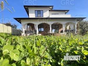 Дом 300м², 3-этажный, участок 15 сот.