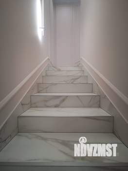 Коттедж 240м², 2-этажный, участок 4 сот.