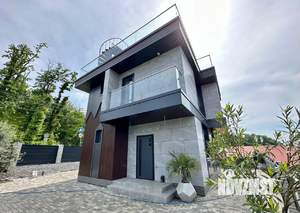 Дом 170м², 3-этажный, участок 3 сот.