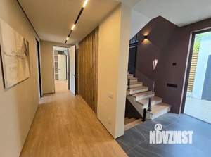 Дом 189м², 2-этажный, участок 8 сот.