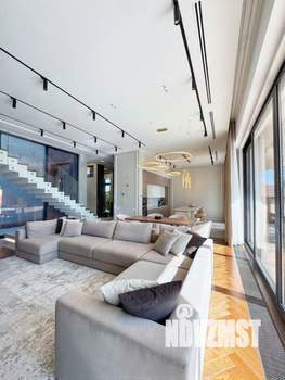 Дом 400м², 2-этажный, участок 8 сот.