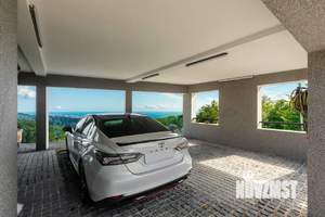 Коттедж 330м², 3-этажный, участок 25 сот.