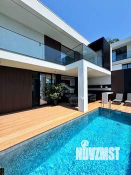 Дом 270м², 2-этажный, участок 5 сот.