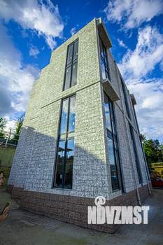 Коттедж 295м², 2-этажный, участок 10 сот.