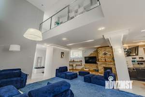 Дом 300м², 2-этажный, участок 10 сот.