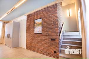 Дом 204м², 3-этажный, участок 3 сот.