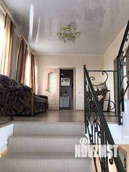 Дом 300м², 2-этажный, участок 10 сот.