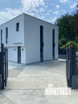 Дом 166м², 2-этажный, участок 4 сот.