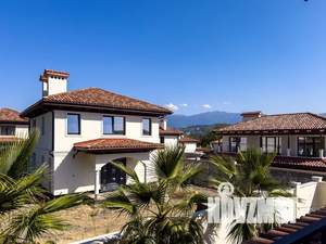 Дом 254м², 2-этажный, участок 7 сот.