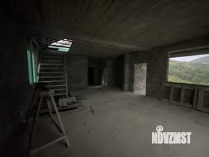 Дом 333м², 3-этажный, участок 9 сот.