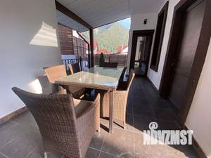 Дом 230м², 3-этажный, участок 13 сот.