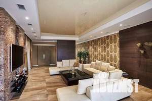 Дом 687м², 3-этажный, участок 6 сот.