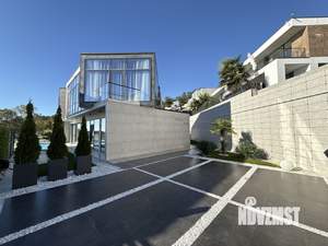 Дом 195м², 2-этажный, участок 6 сот.