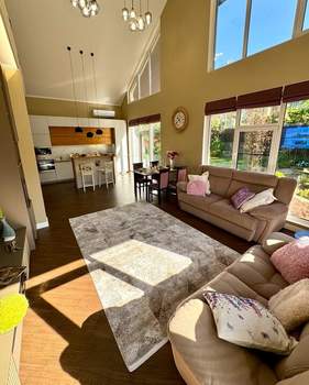 Дом 245м², 2-этажный, участок 6 сот.