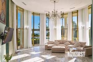 Дом 1200м², 2-этажный, участок 21 сот.