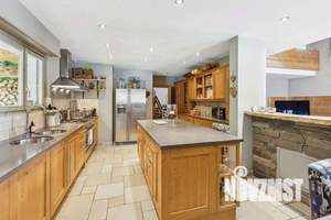 Дом 130м², 2-этажный, участок 5 сот.