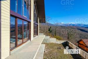 Дом 284м², 2-этажный, участок 5 сот.