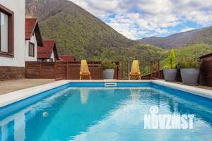 Дом 180м², 3-этажный, участок 5 сот.