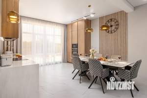 Коттедж 360м², 3-этажный, участок 6 сот.