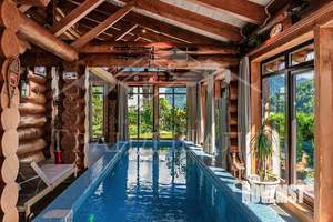 Дом 500м², 3-этажный, участок 8 сот.