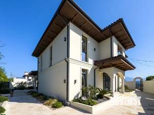 Коттедж 255м², 2-этажный, участок 7 сот.