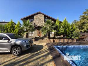 Дом 250м², 2-этажный, участок 15 сот.