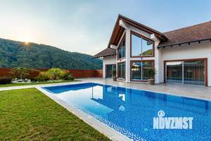 Дом 280м², 2-этажный, участок 7 сот.