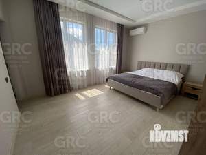 Дом 235м², 2-этажный, участок 8 сот.