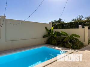 Дом 254м², 2-этажный, участок 7 сот.