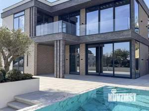 Дом 340м², 2-этажный, участок 6 сот.