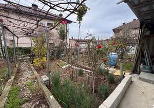 Дом 150м², 3-этажный, участок 5 сот.