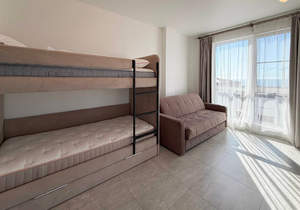 Дом 188м², 3-этажный, участок 4 сот.