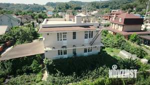 Дом 435м², 3-этажный, участок 7 сот.