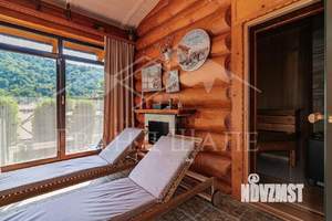 Дом 500м², 3-этажный, участок 8 сот.