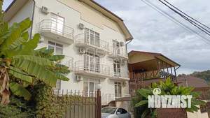 Дом 617м², 3-этажный, участок 8 сот.