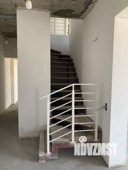 Дом 261м², 2-этажный, участок 5 сот.