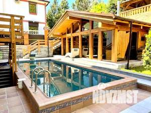 Дом 400м², 3-этажный, участок 9 сот.