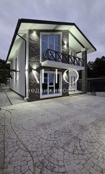 Дом 250м², 2-этажный, участок 5 сот.