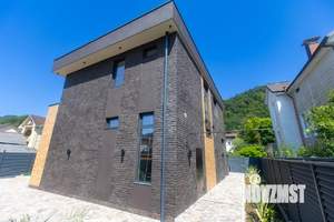 Коттедж 233м², 2-этажный, участок 4 сот.