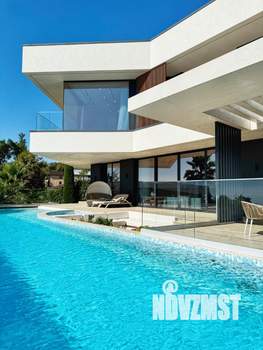 Дом 400м², 2-этажный, участок 8 сот.