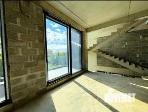 Дом 300м², 2-этажный, участок 6 сот.