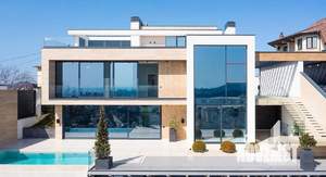 Коттедж 320м², 2-этажный, участок 10 сот.