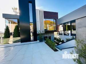 Коттедж 300м², 2-этажный, участок 6 сот.