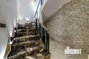 Коттедж 300м², 3-этажный, участок 8 сот.