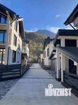 Дом 219м², 3-этажный, участок 4 сот.