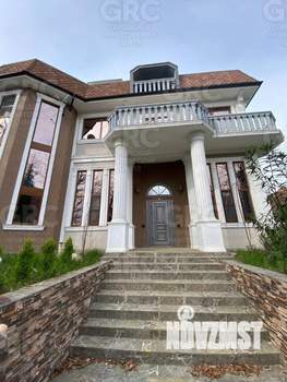 Дом 650м², 3-этажный, участок 10 сот.