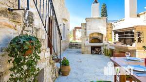 Дом 190м², 2-этажный, участок 10 сот.